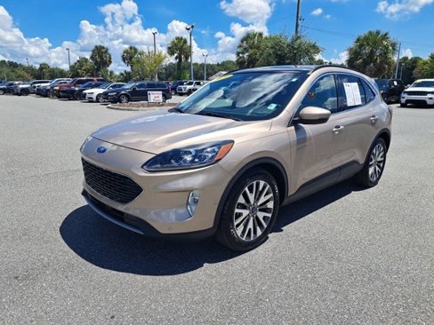 Used 2020 Ford Escape Titanium image 8