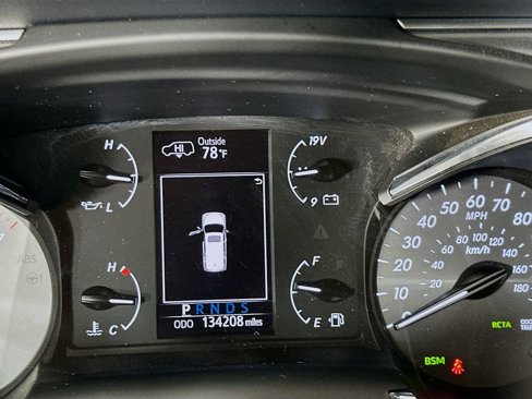 Used 2018 Toyota Sequoia Platinum image 12