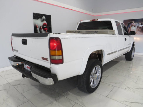 Used 2002 GMC Sierra 2500 2WD Extended Cab HD image 4
