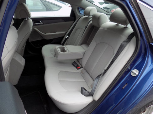 Used 2017 Hyundai Sonata SE image 12