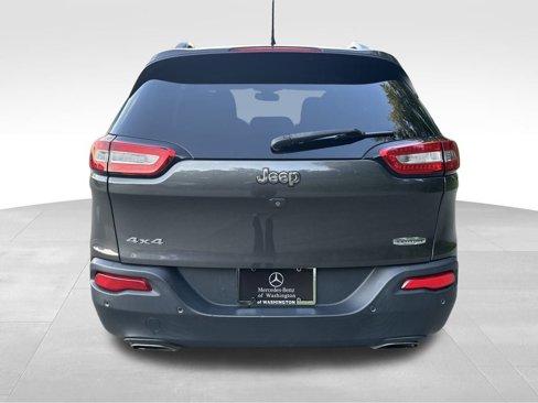 Used 2017 Jeep Cherokee Latitude w/ Safety/Convenience Group image 4
