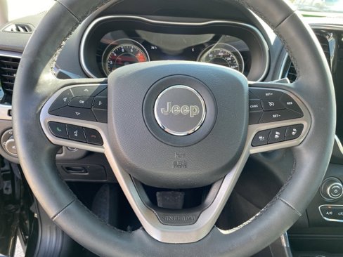 Used 2022 Jeep Cherokee Limited image 20