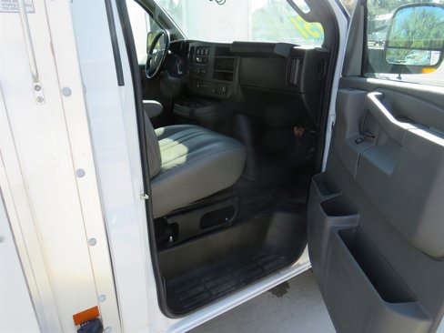 Used 2021 Chevrolet Express 3500 w/ Power Convenience Package image 17