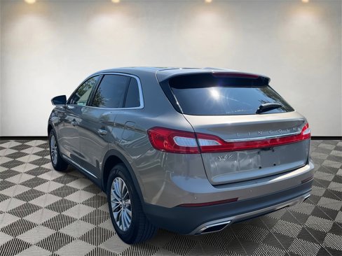 Used 2016 Lincoln MKX Select w/ Select Plus Package image 5