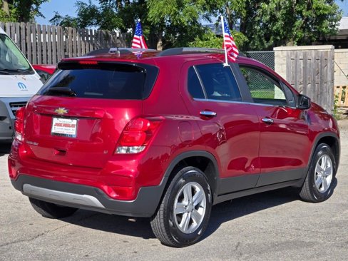 Used 2020 Chevrolet Trax LT w/ LT Convenience Package image 9