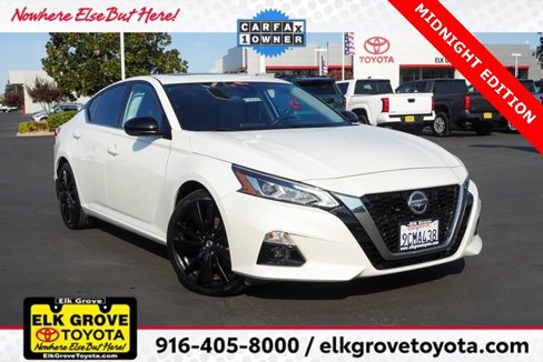 Used 2022 Nissan Altima 2.5 SR w/ Midnight Edition Package image 1