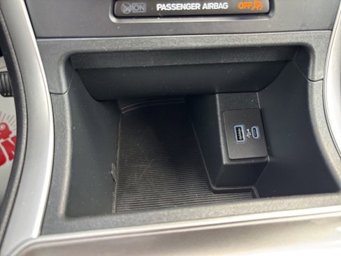 Used 2024 Ford Edge SEL image 18