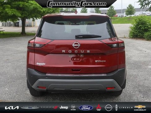 Used 2023 Nissan Rogue SV image 5