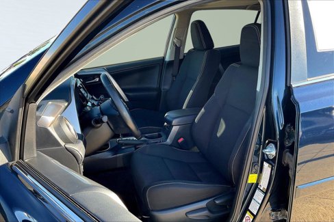 Used 2017 Toyota RAV4 XLE image 25