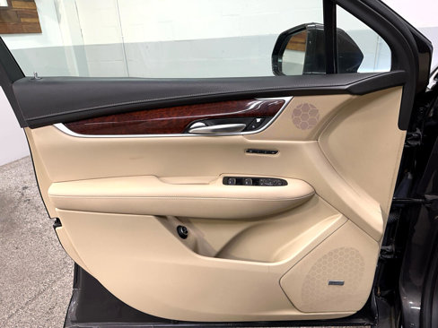 Used 2017 Cadillac XT5 Premium Luxury w/ Advanced Security Package image 12