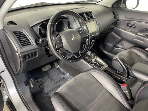 Used 2018 Mitsubishi Outlander Sport SE image 5