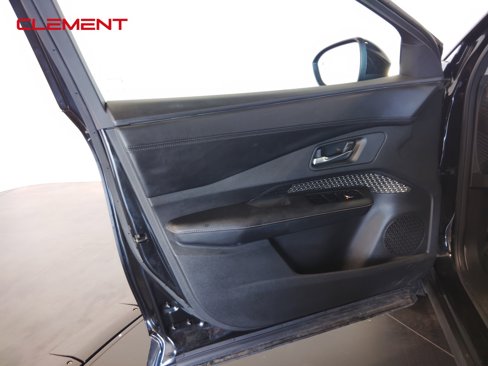 Used 2023 Nissan Ariya FWD image 25