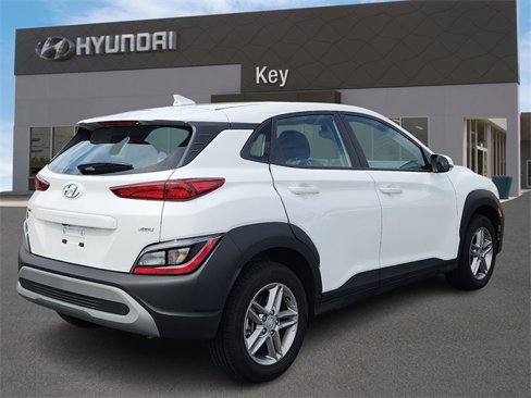 Certified 2023 Hyundai Kona SE image 3