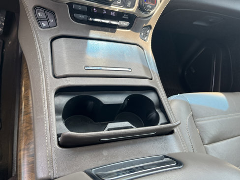 Used 2018 GMC Yukon XL Denali w/ Open Road Package image 20