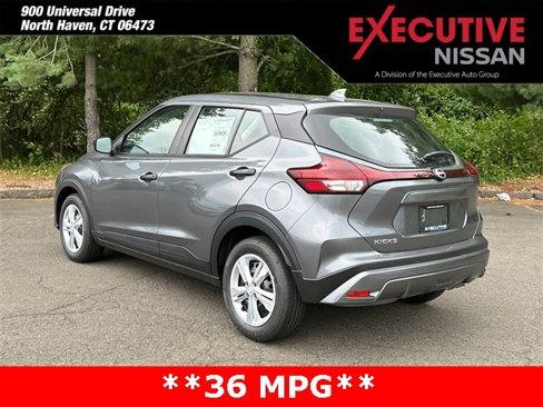 New 2025 Nissan Kicks Play S image 4