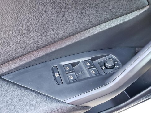 Used 2020 Volkswagen Jetta R-Line w/ R-Line Cold Weather Package image 29