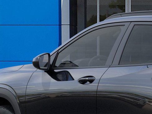 New 2025 Chevrolet Trax LT w/ Driver Confidence Package image 12