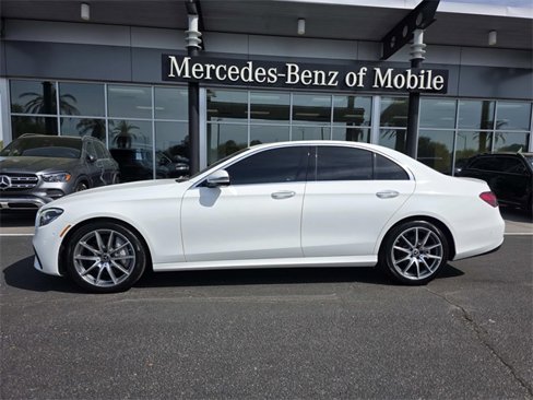Used 2022 Mercedes-Benz E 350 Sedan w/ AMG Line Exterior image 25