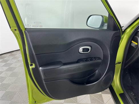 Used 2014 Kia Soul image 16