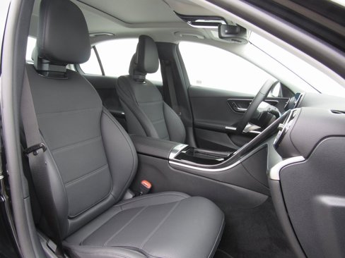 New 2025 Mercedes-Benz C 300 4MATIC Sedan image 21