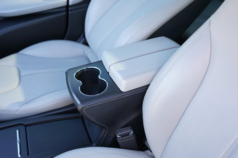 Used 2015 Tesla Model S AWD image 35