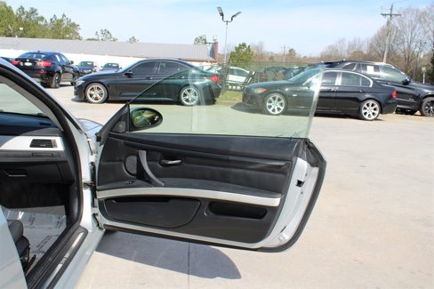 Used 2007 BMW 335i Coupe image 18