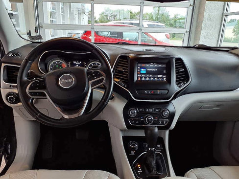 Used 2021 Jeep Cherokee Latitude Lux image 10