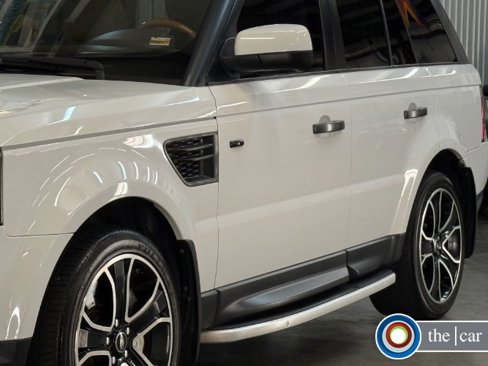 Used 2011 Land Rover Range Rover Sport Supercharged image 2