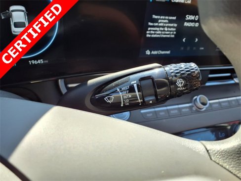 Certified 2024 Hyundai Elantra SEL image 11