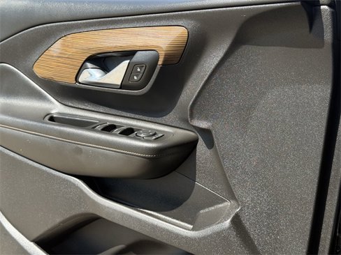 Used 2018 GMC Terrain SLE image 25