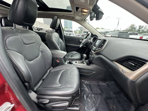 Used 2016 Jeep Cherokee Limited image 27