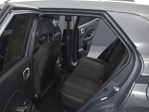 Certified 2024 Hyundai Venue SEL image 11