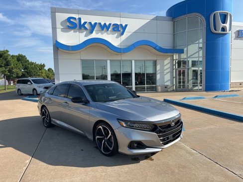 Used 2021 Honda Accord Sport image 1