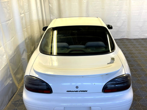 Used 2002 Pontiac Grand Prix SE w/ Widetrack Smart Pkg image 7