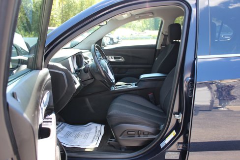 Used 2017 Chevrolet Equinox LT w/ Convenience Package image 16