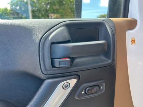Used 2014 Jeep Wrangler Unlimited Sahara w/ Max Tow Package image 34