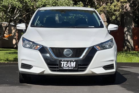 Used 2021 Nissan Versa SV image 9