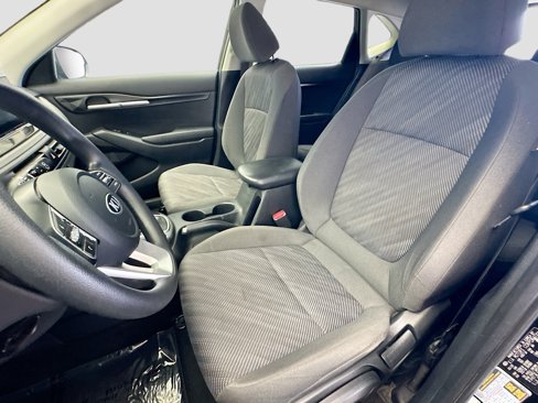 Used 2021 Kia Seltos LX image 11