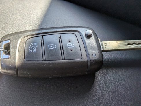 Used 2023 Hyundai Santa Fe SE w/ Cargo Package image 30