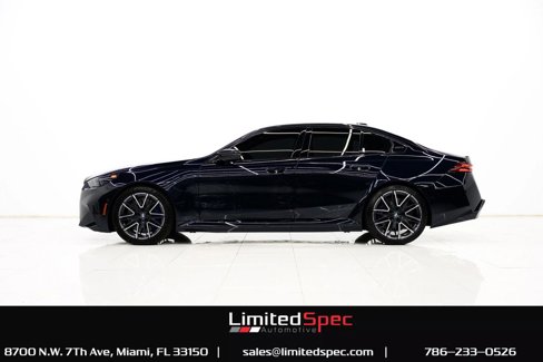 Used 2025 BMW M5 image 14