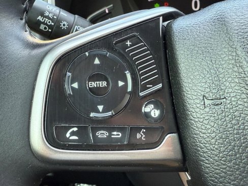 Used 2018 Honda CR-V Touring image 19