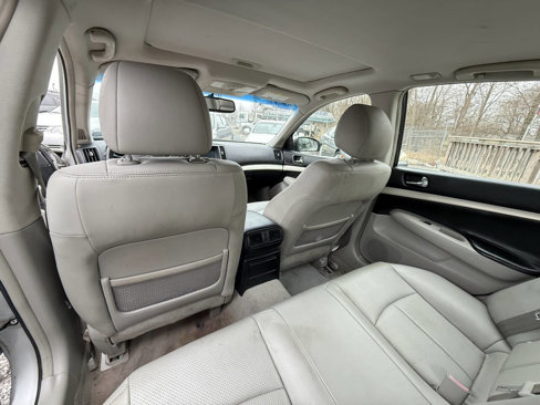 Used 2008 INFINITI G35 x Sedan w/ Infiniti Navigation Pkg image 16