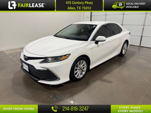 Used 2021 Toyota Camry LE image 1