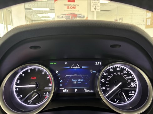 Certified 2021 Toyota Camry XLE image 15