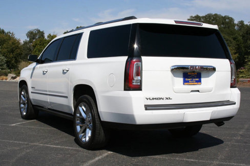 Used 2017 GMC Yukon XL Denali w/ Open Road Package image 10