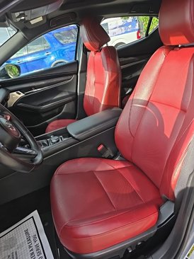 Used 2023 MAZDA MAZDA3 s image 15