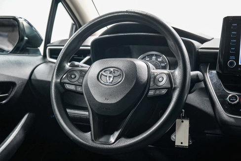 Used 2022 Toyota Corolla LE image 17