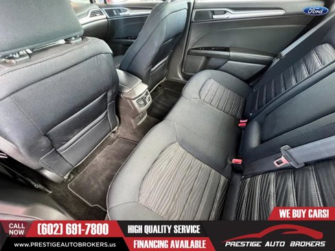 Used 2016 Ford Fusion SE image 39