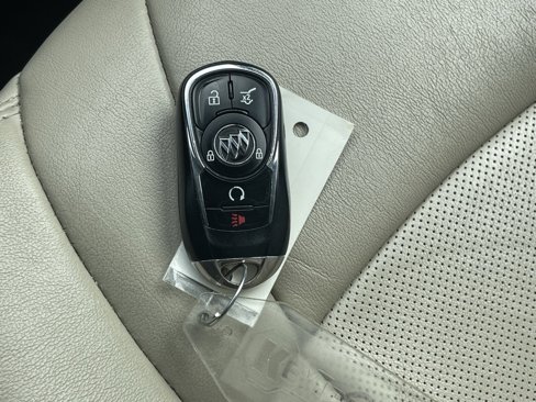 Used 2019 Buick Enclave Essence image 34