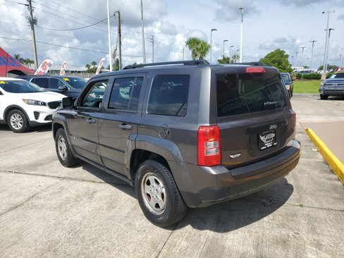 Used 2014 Jeep Patriot Sport image 4